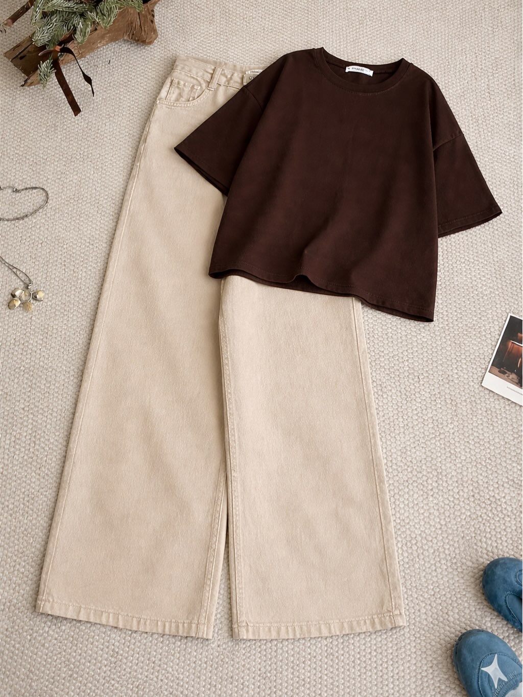 Brown Drop Shoulder T-Shirt With Beige Wide Leg Jeans