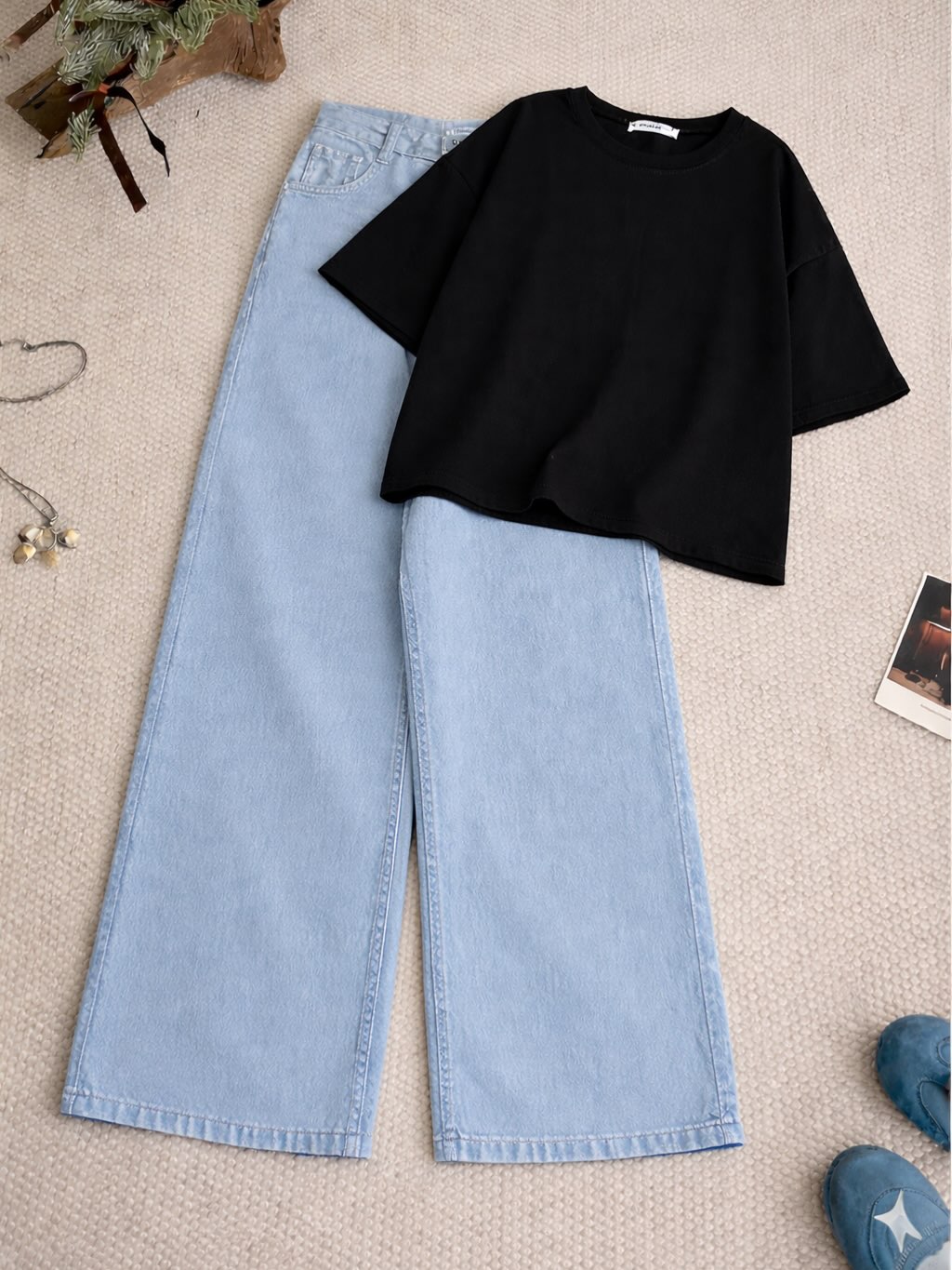 Black Drop Shoulder T-Shirt With Ice-Blue Wide Leg Jeans