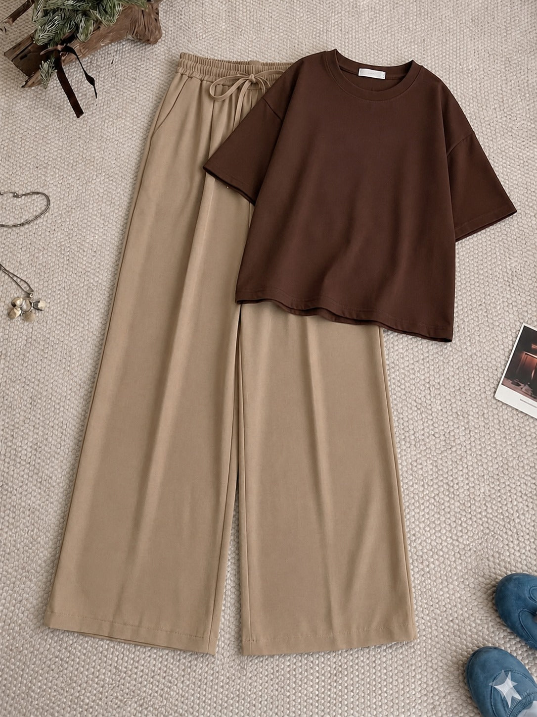 Brown Drop T-shirt With Beige Flapper Trouser